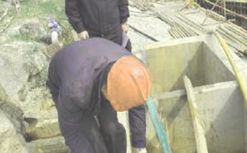 ʩ��Ա�����ڸ��˹����ܽ�