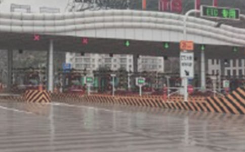 �շ�վ�����ĵ����(15ƪ)