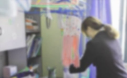 考察10多高校宿管员为横幅操碎心 高校横幅斗智