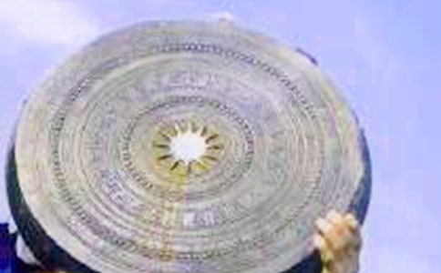 小学五年级作文:铜鼓石的传说