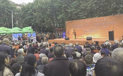 ���������ݳ��򱨣���ѡ20ƪ��