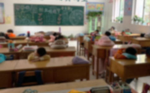 ���ݹ����ƶ�