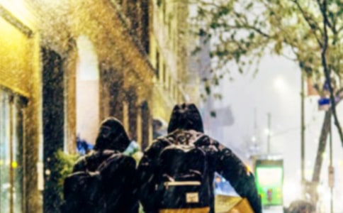 下雪打扫卫生简报集合11篇