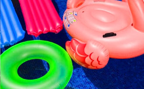 ��������ζ�����졷�и�100��