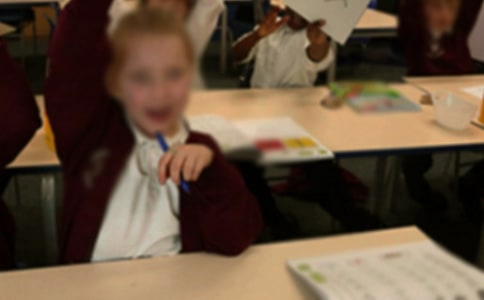 ��θ�Сѧ���������������½�ѧ���