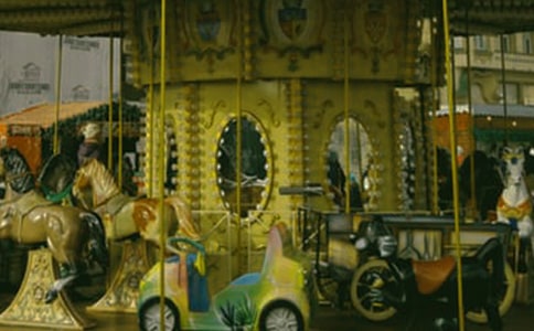 旋转木马的说说