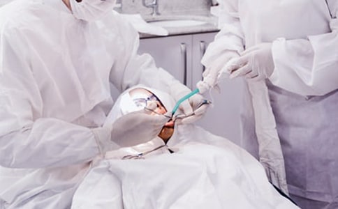 ��׷�����ҽ��Сѧ������