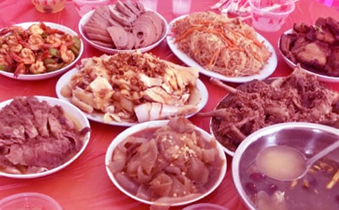 关于宴席邀请函三篇