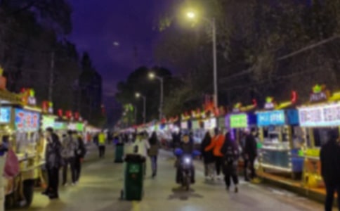 热闹的夜市作文800字(精选34篇)