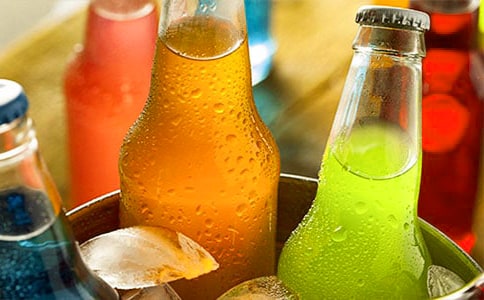夏季喝饮料应注意的事项