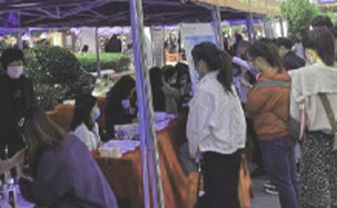 高校毕业生人才招聘会邀请函范文