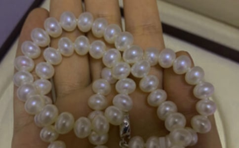 幼儿慎吃珍珠奶茶