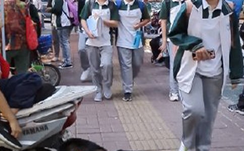 中学生差生评语370句