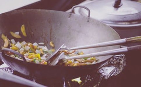 自己做饭的心情说说(精选200句)