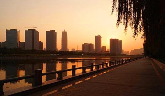 一个人看夕阳的说说